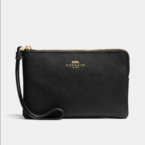 Coach Handbags - Coach Corner Zip Wristlet